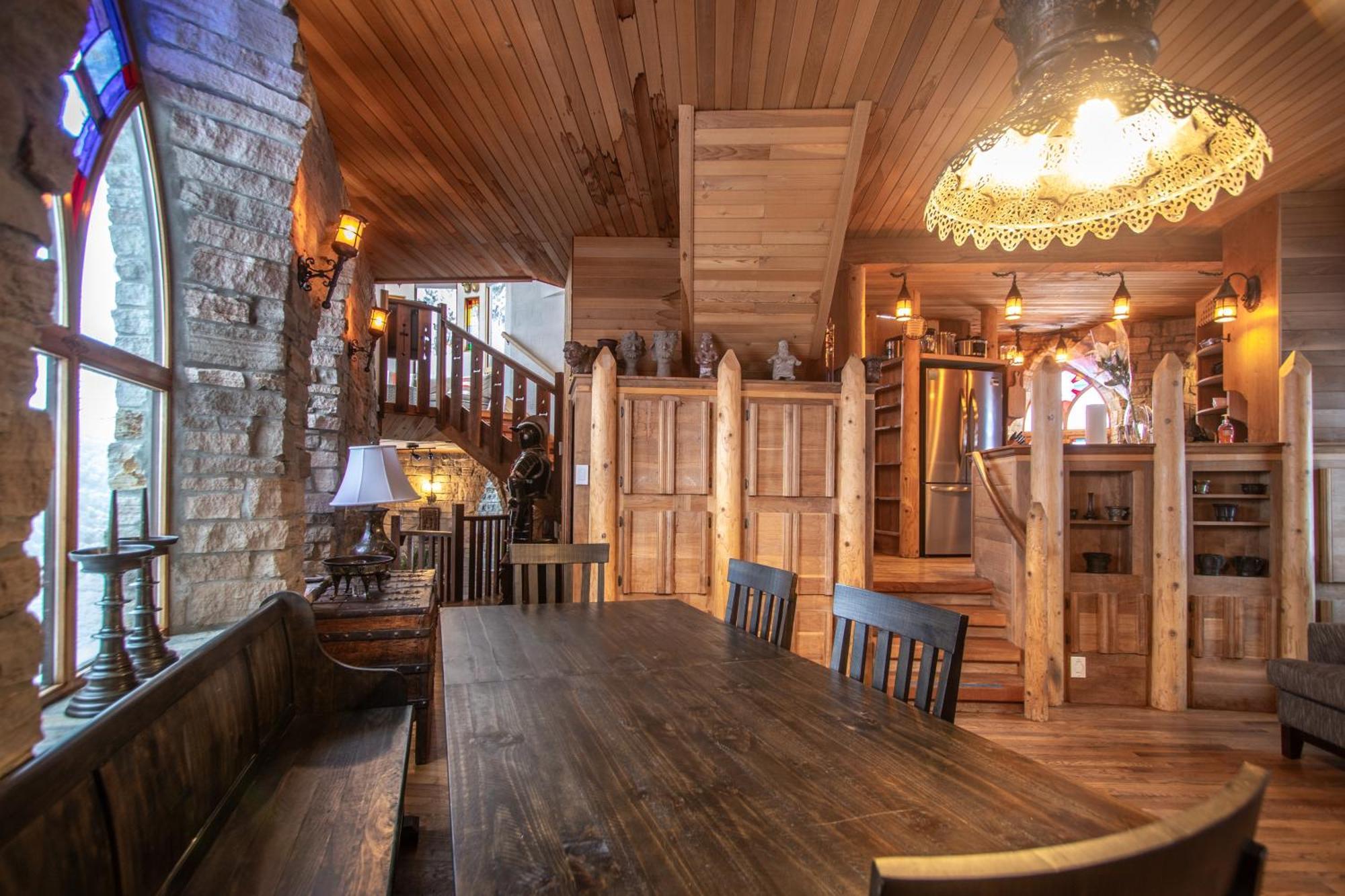 Schweitzer Castle Villa Сандпойнт Екстериор снимка